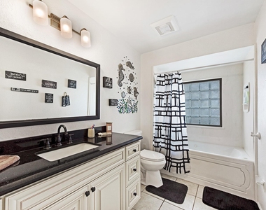 336 Admiral Circle - Photo Thumbnail 31