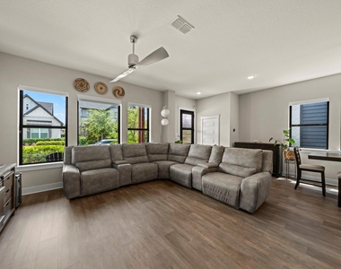 18507 Parkland Square Place - Photo Thumbnail 3