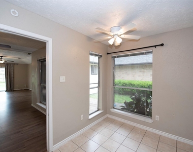2513 Harpers Ferry Drive - Photo Thumbnail 10