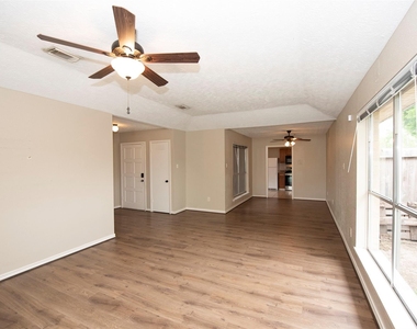 2513 Harpers Ferry Drive - Photo Thumbnail 17