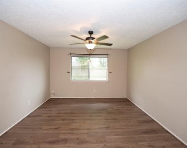 2513 Harpers Ferry Drive - Photo Thumbnail 18