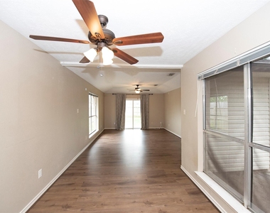 2513 Harpers Ferry Drive - Photo Thumbnail 12