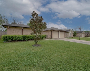 2513 Harpers Ferry Drive - Photo Thumbnail 1
