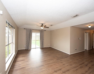 2513 Harpers Ferry Drive - Photo Thumbnail 14