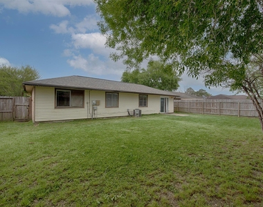 2513 Harpers Ferry Drive - Photo Thumbnail 32