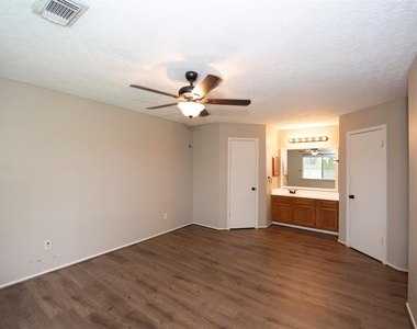 2513 Harpers Ferry Drive - Photo Thumbnail 20