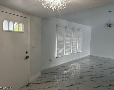 101 Edward Avenue - Photo Thumbnail 2