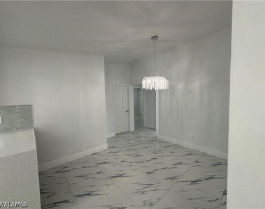101 Edward Avenue - Photo Thumbnail 14