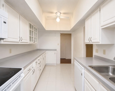2425 Underwood Street - Photo Thumbnail 10
