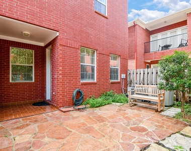 718 Roy Street - Photo Thumbnail 32