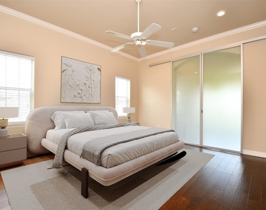 718 Roy Street - Photo Thumbnail 17