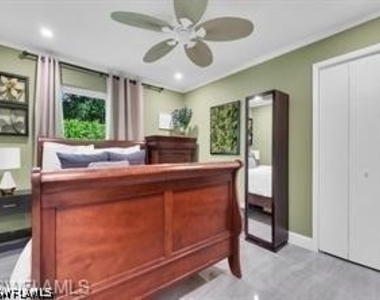 1902 Princess Court - Photo Thumbnail 12