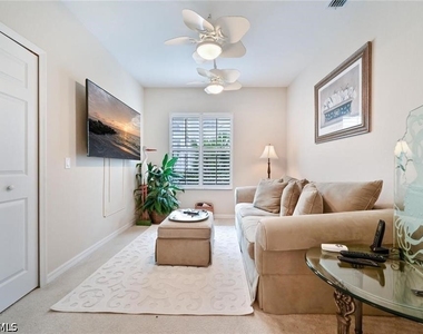 6065 Pinnacle Lane - Photo Thumbnail 17