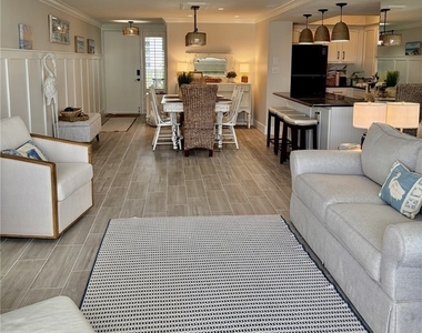 3443 Gulf Shore Boulevard N - Photo Thumbnail 5