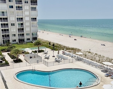 3443 Gulf Shore Boulevard N - Photo Thumbnail 3