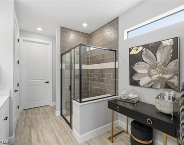 2738 Aviamar Circle - Photo Thumbnail 18