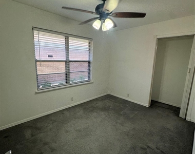 935 Creager Street - Photo Thumbnail 14