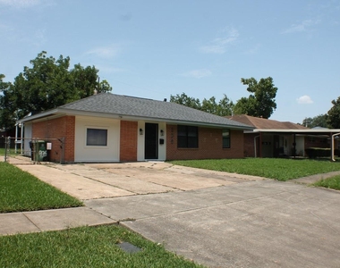 935 Creager Street - Photo Thumbnail 1