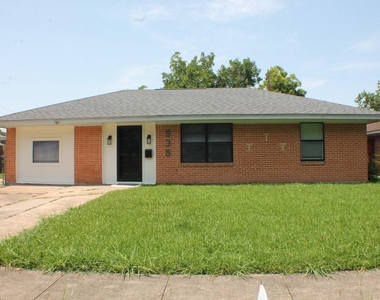 935 Creager Street - Photo Thumbnail 2