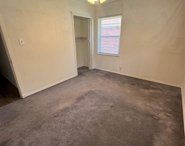 935 Creager Street - Photo Thumbnail 11