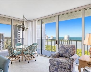 5550 Heron Point Drive - Photo Thumbnail 2