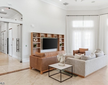 7070 Venice Way - Photo Thumbnail 34