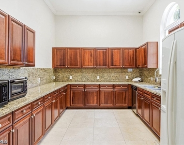 7070 Venice Way - Photo Thumbnail 39