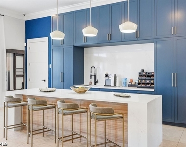 7070 Venice Way - Photo Thumbnail 38