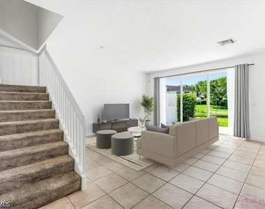 7070 Venice Way - Photo Thumbnail 11