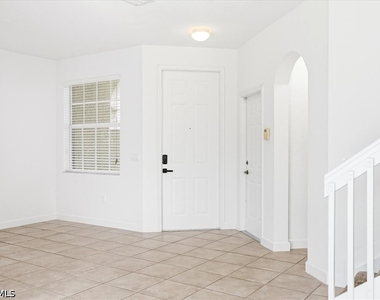 7070 Venice Way - Photo Thumbnail 4
