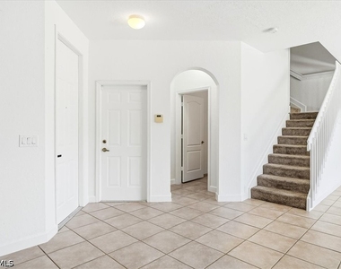 7070 Venice Way - Photo Thumbnail 5