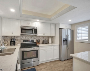 134 Cypress Way E - Photo Thumbnail 2