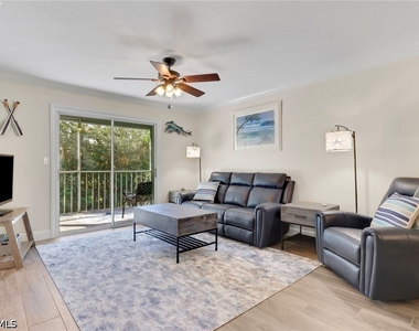134 Cypress Way E - Photo Thumbnail 7