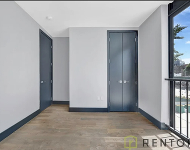 475 Grand Street - Photo Thumbnail 5