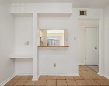 9616 Long Point Road - Photo Thumbnail 4