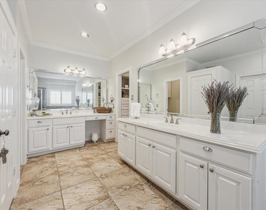 427 N Gate Stone - Photo Thumbnail 13