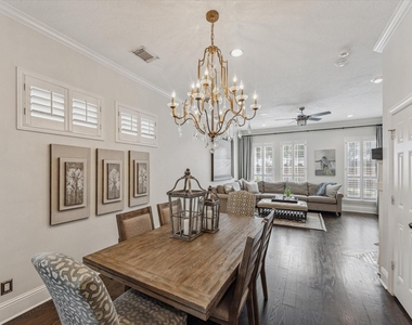 427 N Gate Stone - Photo Thumbnail 4