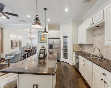 427 N Gate Stone - Photo Thumbnail 7