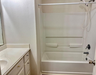 29006 Trinity River Drive - Photo Thumbnail 12