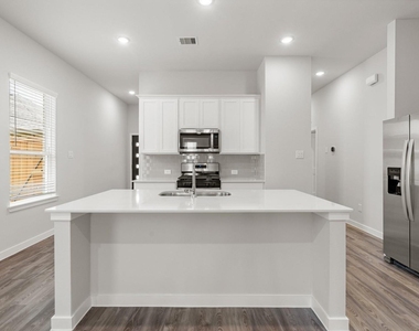 21022 Armstrong County Drive - Photo Thumbnail 13