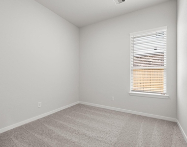 21022 Armstrong County Drive - Photo Thumbnail 7