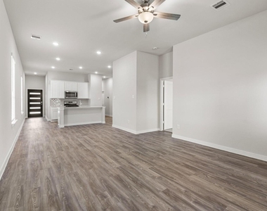 21022 Armstrong County Drive - Photo Thumbnail 16