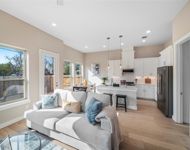 303 Queen Sude Lane - Photo Thumbnail 1