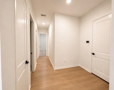 32035 River Birch Lane - Photo Thumbnail 11