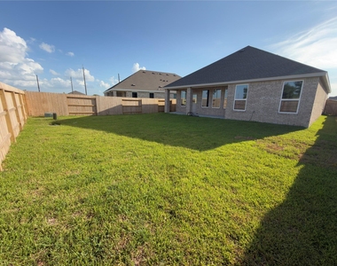 7919 Evening Emerald Drive - Photo Thumbnail 28