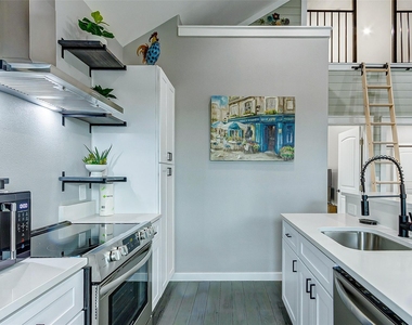 1040 Johnson Road - Photo Thumbnail 14