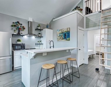 1040 Johnson Road - Photo Thumbnail 12