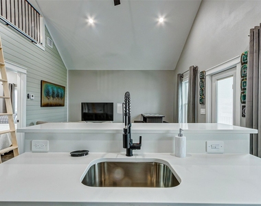 1040 Johnson Road - Photo Thumbnail 16