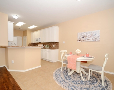 5606 Claybeck Lane - Photo Thumbnail 7