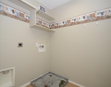 5606 Claybeck Lane - Photo Thumbnail 27